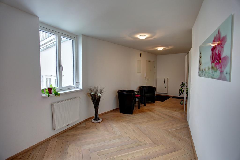 Gasser Apartments - Apartments Karlskirche Вена Экстерьер фото